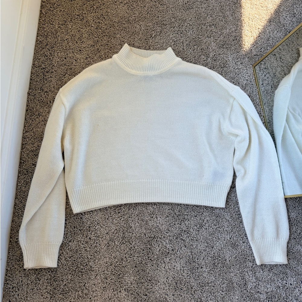 Divided Ribbed White Ribbed Sweater - Picture 2 of 3